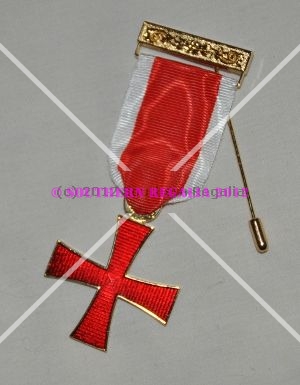Knights Templar Breast Jewel - Cross - Click Image to Close